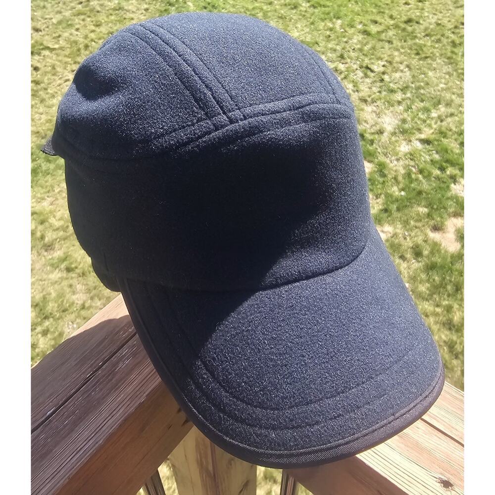 Galyans Windstopper Fleece Trapper Hiking Hat Black Earflap Womens One Size